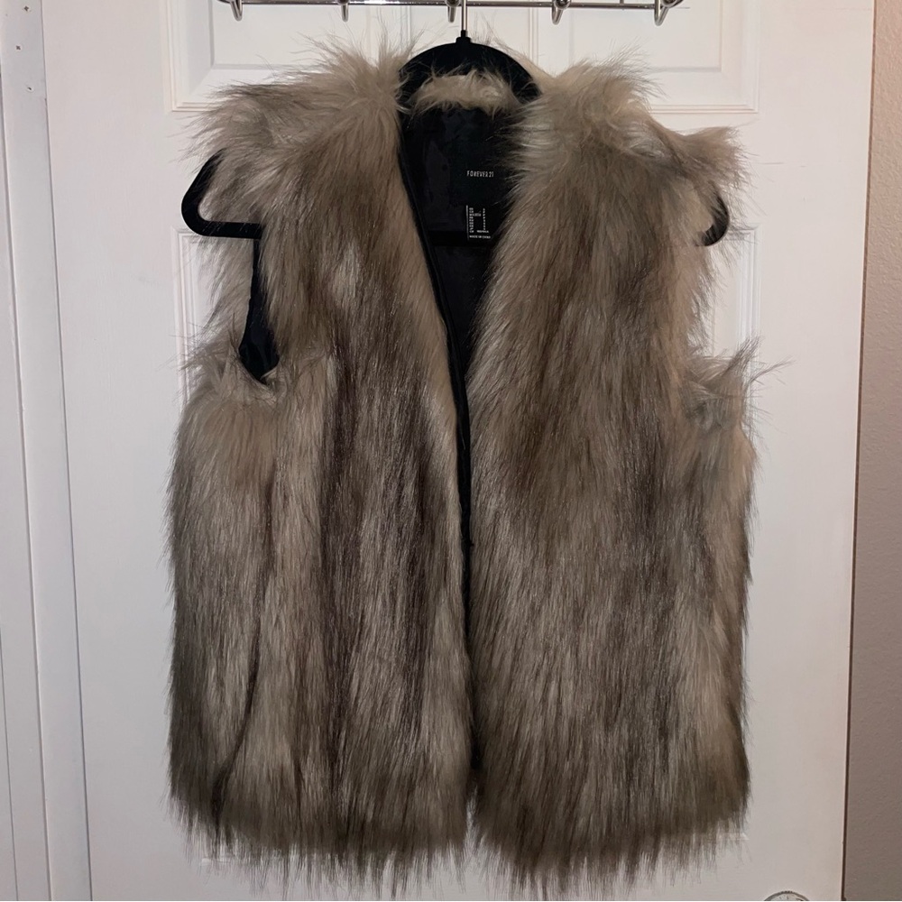 Forever 21 Faux Fur Vest - Size Small